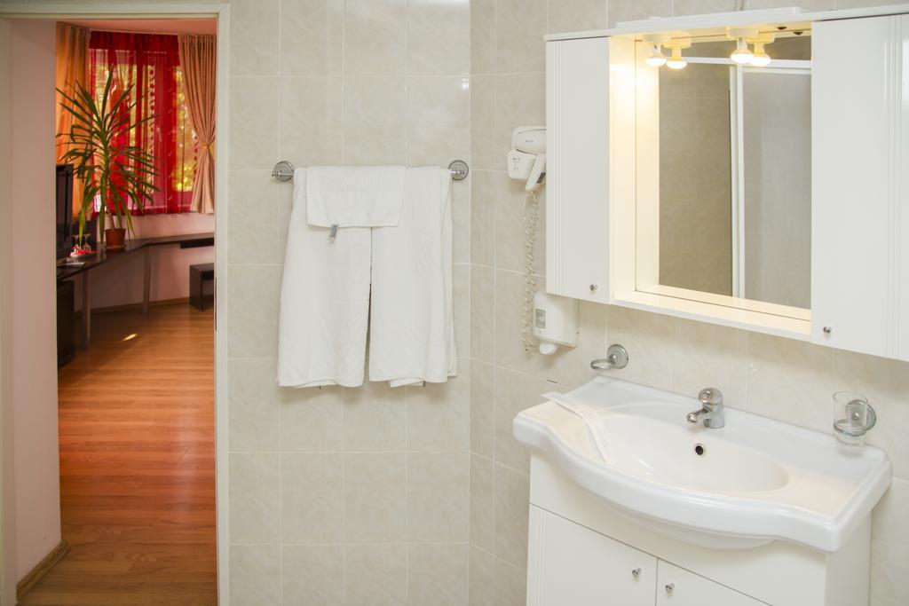 Villa Grande Jászvásár Szoba fotó